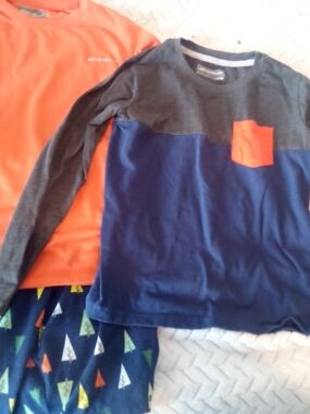 Eddie Bauer Boys Mini Bundle 2 Shirts & Shorts Orange & Gray Sizes 7-8